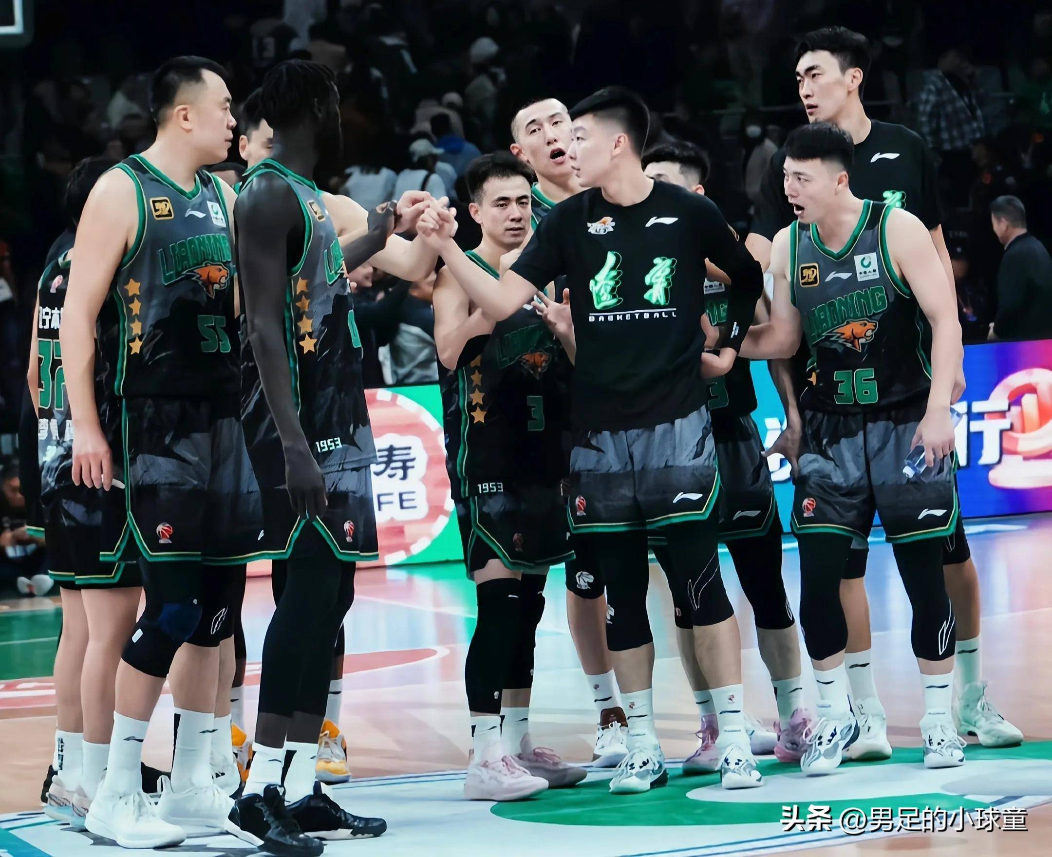 转折点那不勒斯伤情更新，CBA季后赛赛前攻防权衡，震撼外界，赛程密集仍需轮换的简单介绍